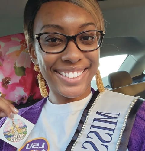 Voter taking a selfie with their 